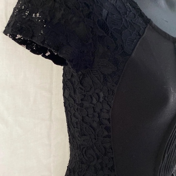 H&M black dress XS - Picture 5 of 9